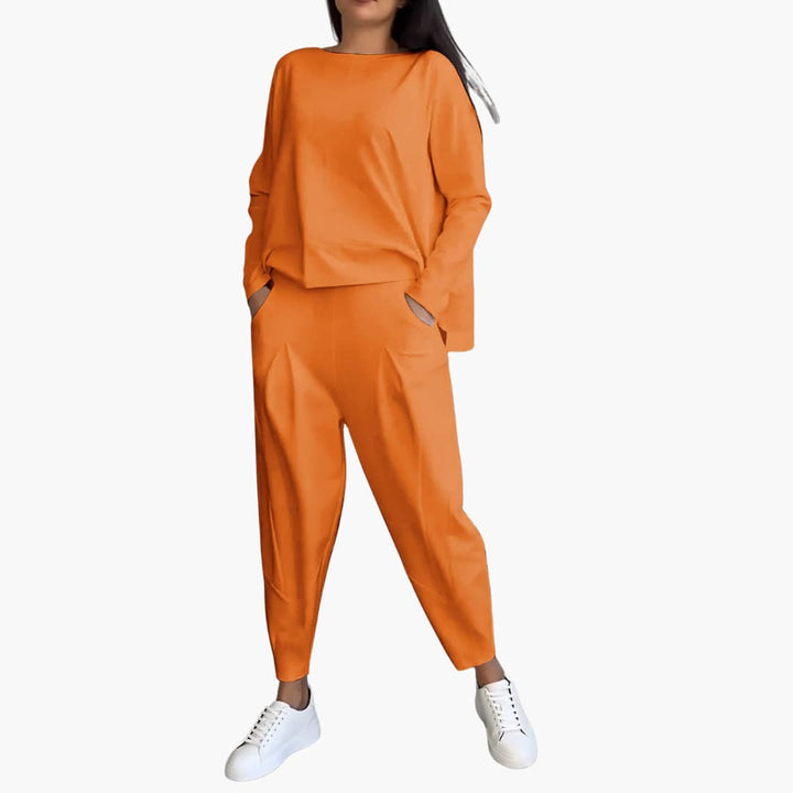 Angelica | Comfortable two-piece set with round neck