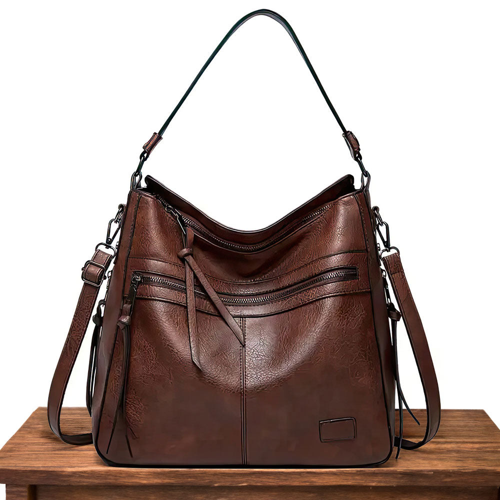 Lilla | Opulent Bag with Timeless Design