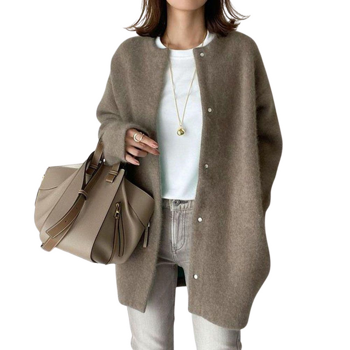 Serelith – Elegant Knitted Cardigan