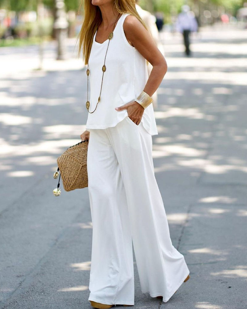 Ava/ Sleeveless Top &amp; Pants Set