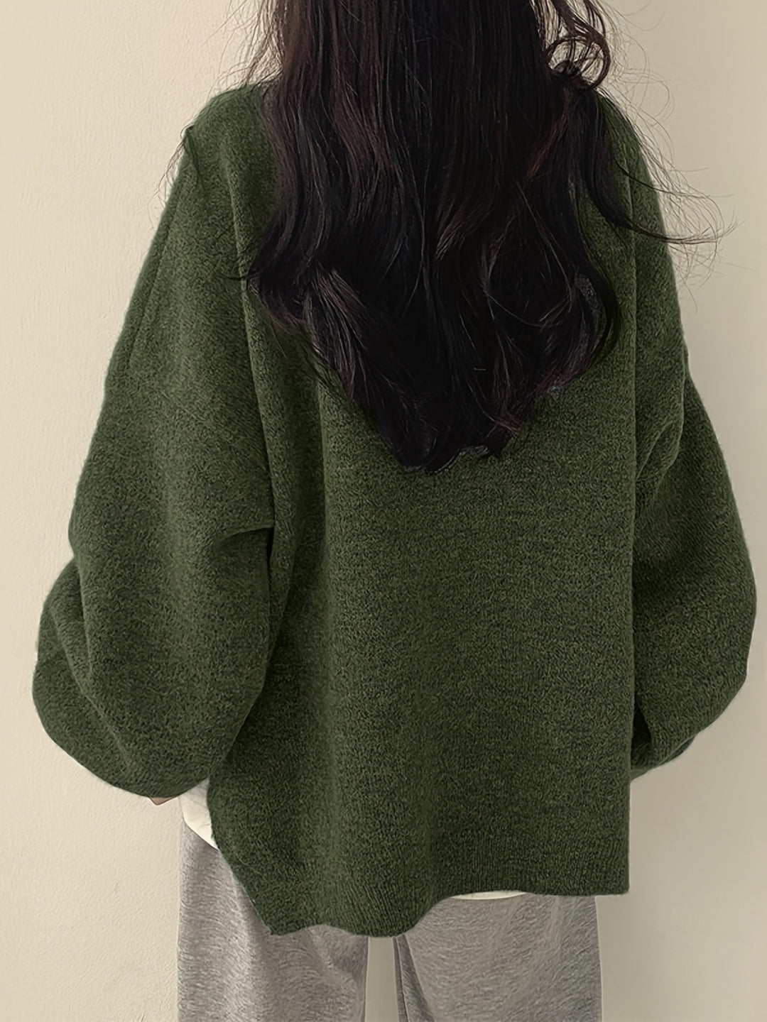 Colette – Round Neck Long Sleeve Sweater