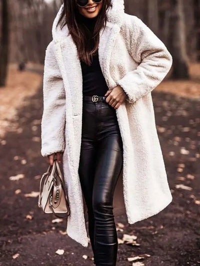Sabine – Warm and Cozy Wool Coat
