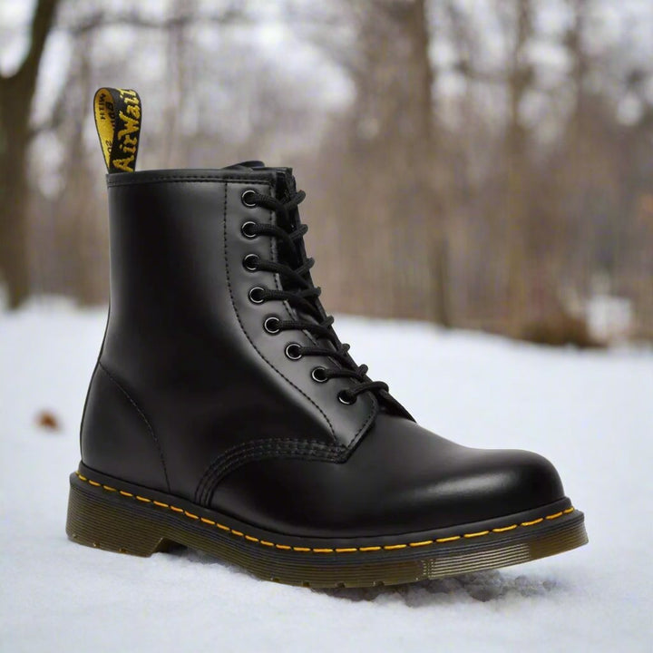 Colette – Elegant Lace-Up Boots