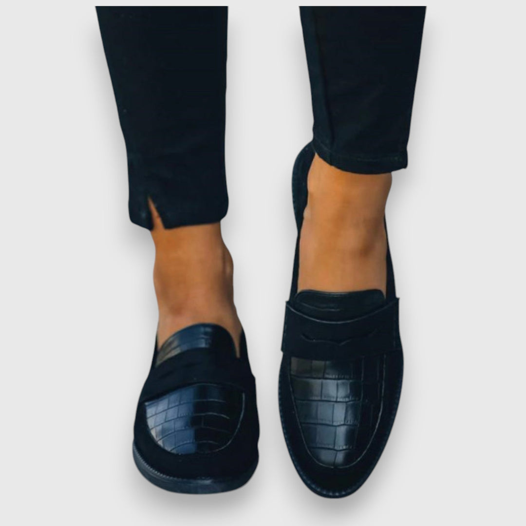 Derek | Classic Black Loafers with Crocodile Texture